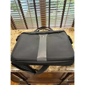 Wenger Legacy Laptop Bag